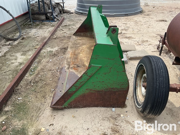 john-deere-8-image-8