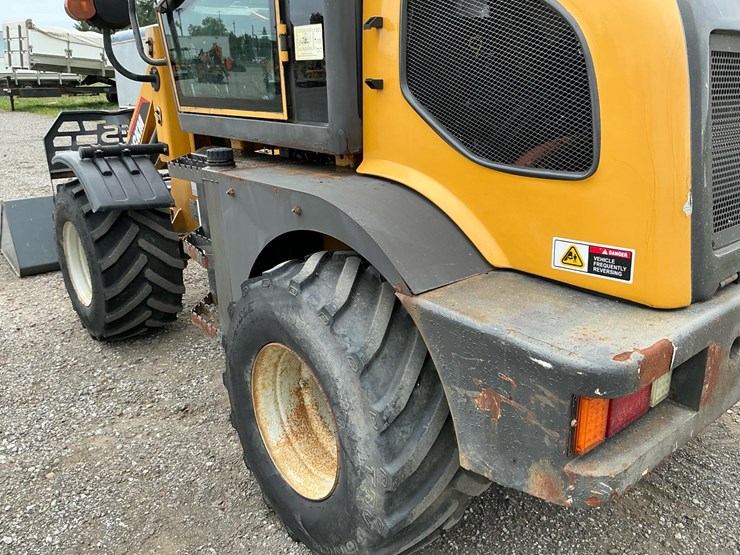 #1401-•-2019-gckm-wheel-loader*-image-22