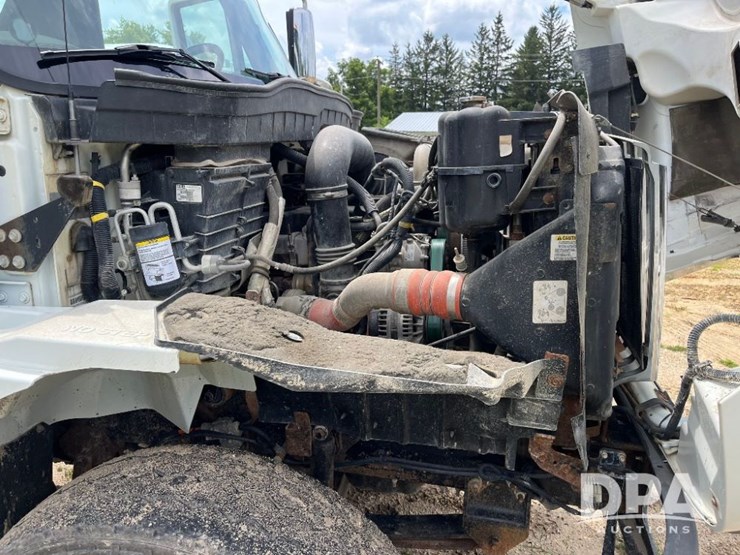 2010-ihc-prostar-7500-lp-truck-(jn2563,-unit-2204)-image-95