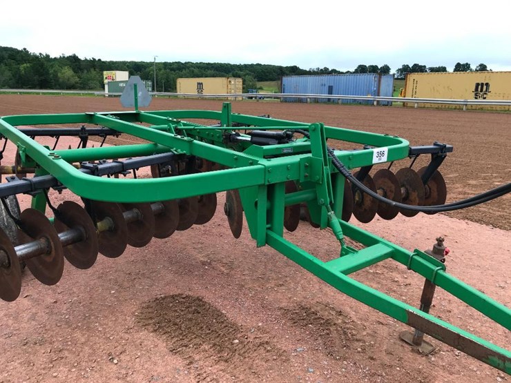 john-deere-110-image-15