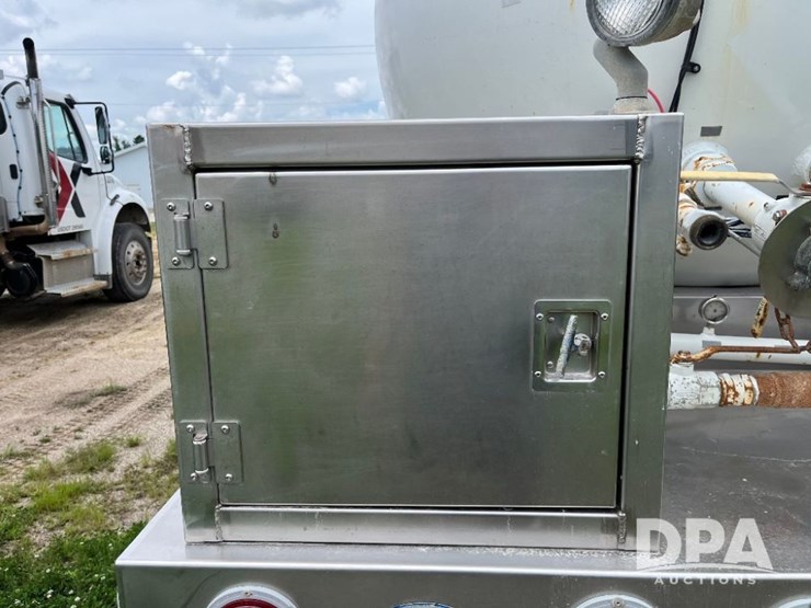 2010-ihc-prostar-7500-lp-truck-(jn2563,-unit-2204)-image-49