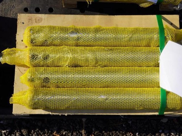 #4063-•-unused-2024-landhero-65mm-universal-bucket-pin-image-1