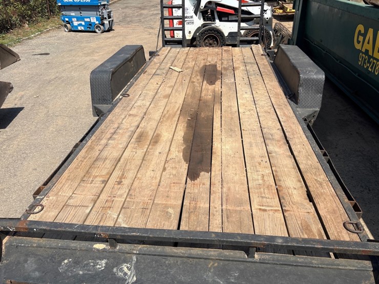 2017-bwise-16'-tandem-axle-equipment-trailer-image-3