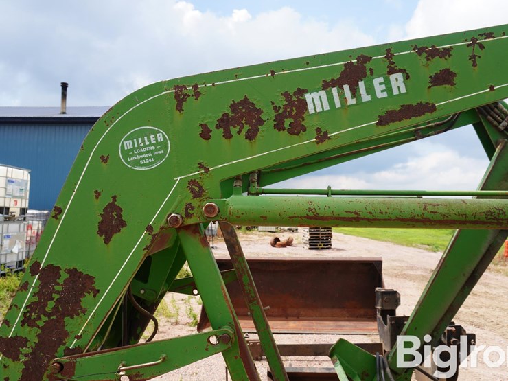 john-deere-4455-image-10