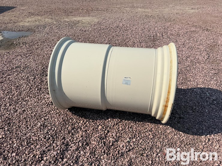 unverferth-44x32-grain-cart-rim-image-2