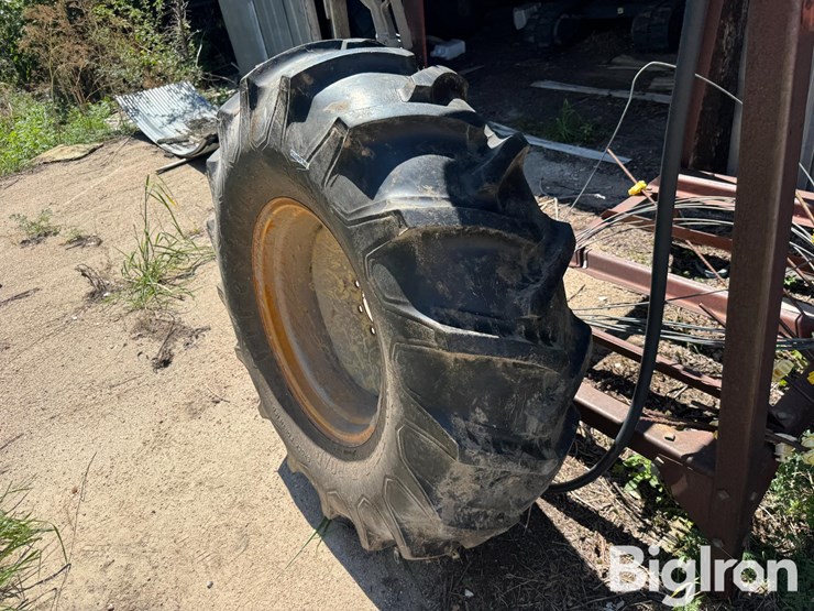 16.9-24-pivot-tire-image-7