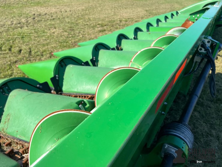 2017-john-deere-612c-image-16