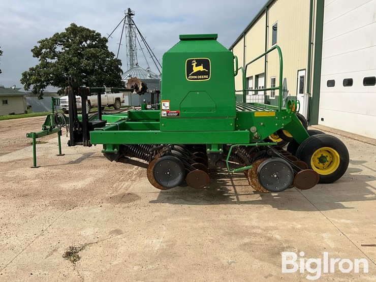 1999-john-deere-1560-image-7