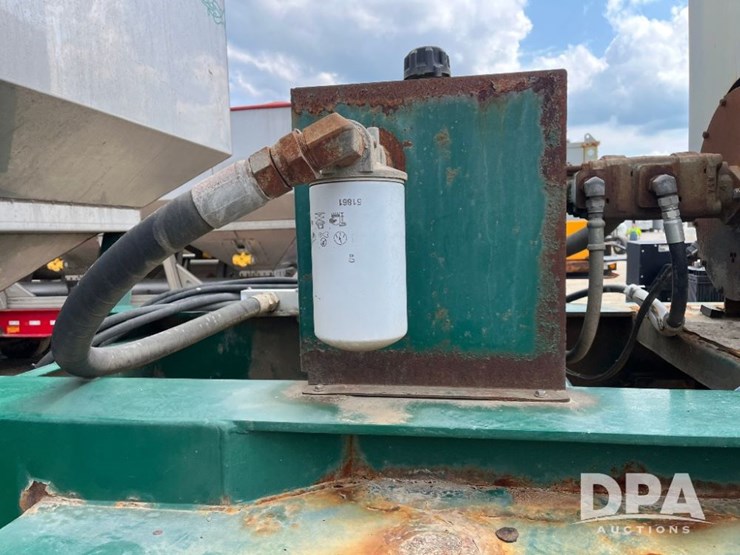 2015-b-b-dry-tender-trailer-(jn2633)-image-23