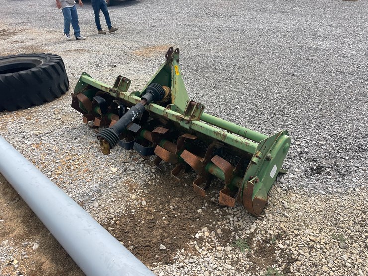 john-deere-680-image-1