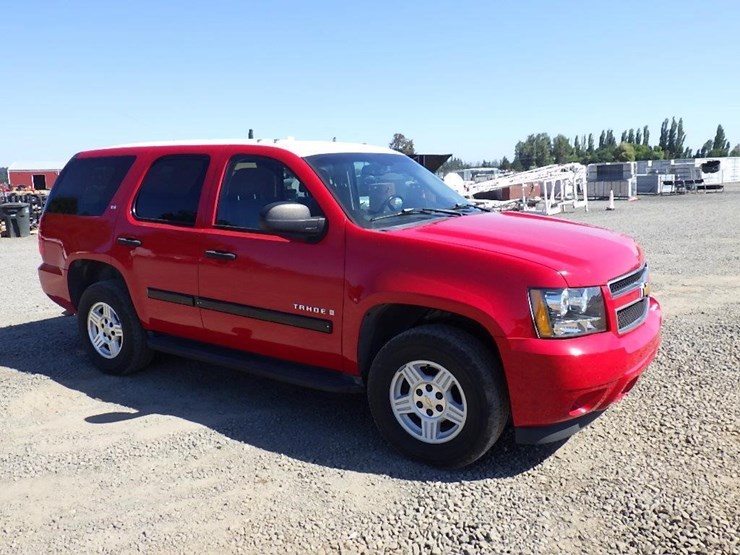 2007-chevrolet-tahoe-image-2