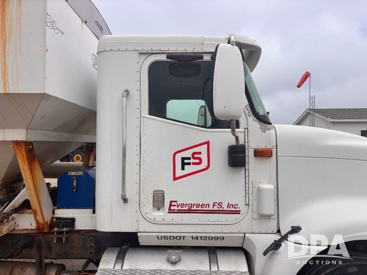 2004-ihc-9400i-dry-tender-truck-(gp11023,-unit-193)-image-59