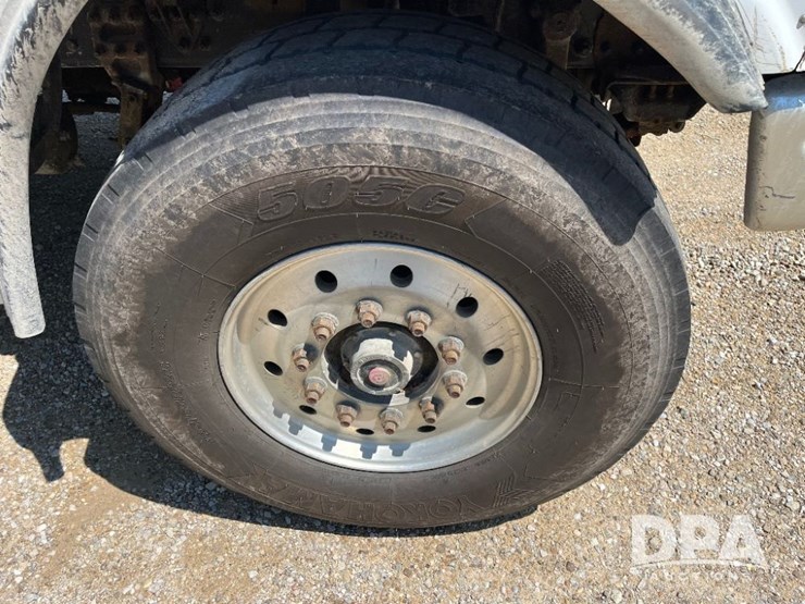 2009-sterling-feed-truck-(jn2573,-unit-2018)-image-35
