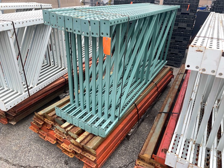 #8032-•-teardrop-pallet-racking-(o10)-image-1