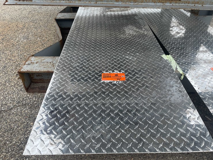 #8091-•-(1)-3003-aluminum-diamond-plate-sheet-stock-(shed)-image-1
