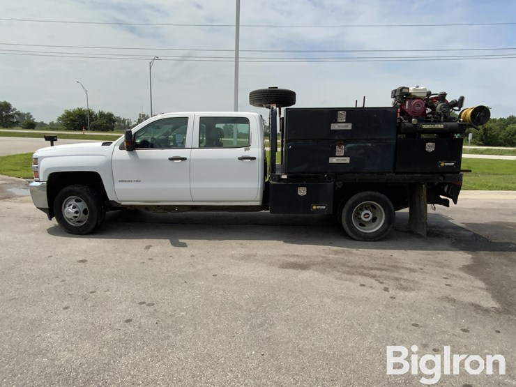 2015-chevrolet-silverado-3500hd-image-8