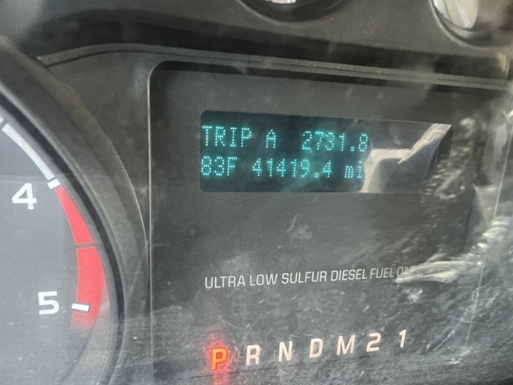 2014-ford-f550-image-25