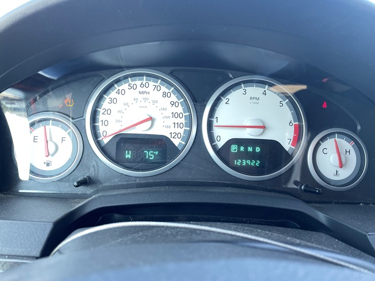 2009-dodge-grand-caravan-image-39