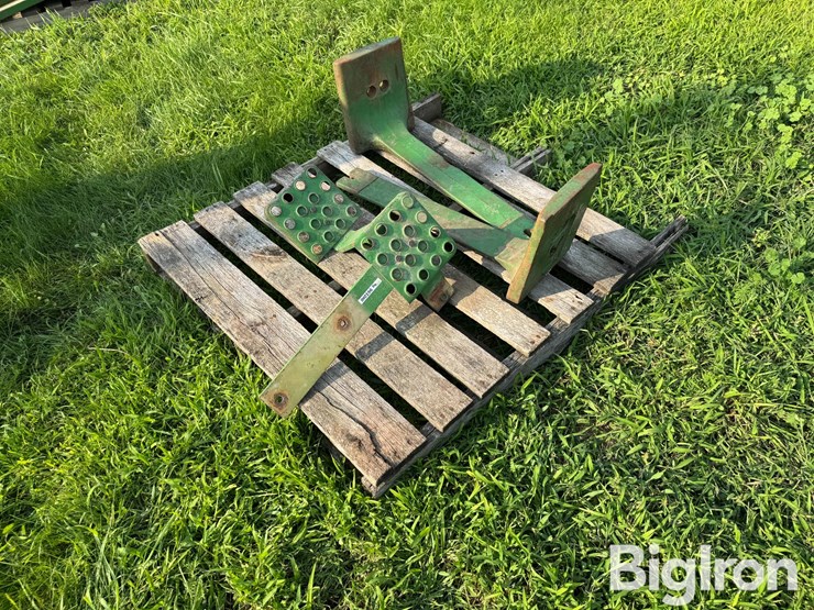 john-deere-tractor-parts-image-1