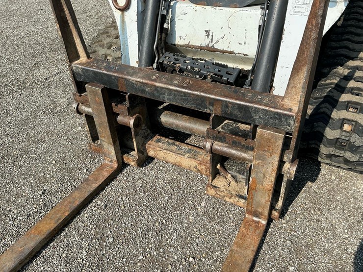 2015-bobcat-t770-image-11