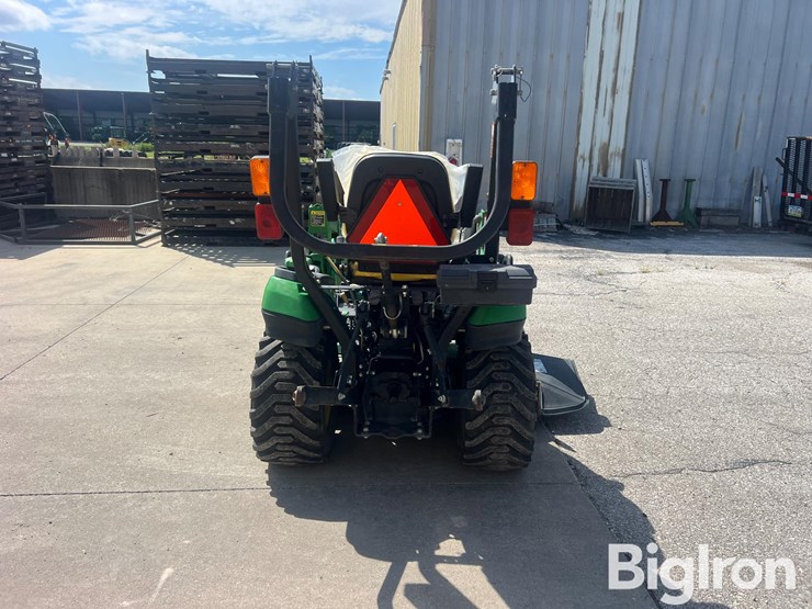 2013-john-deere-1025r-image-6