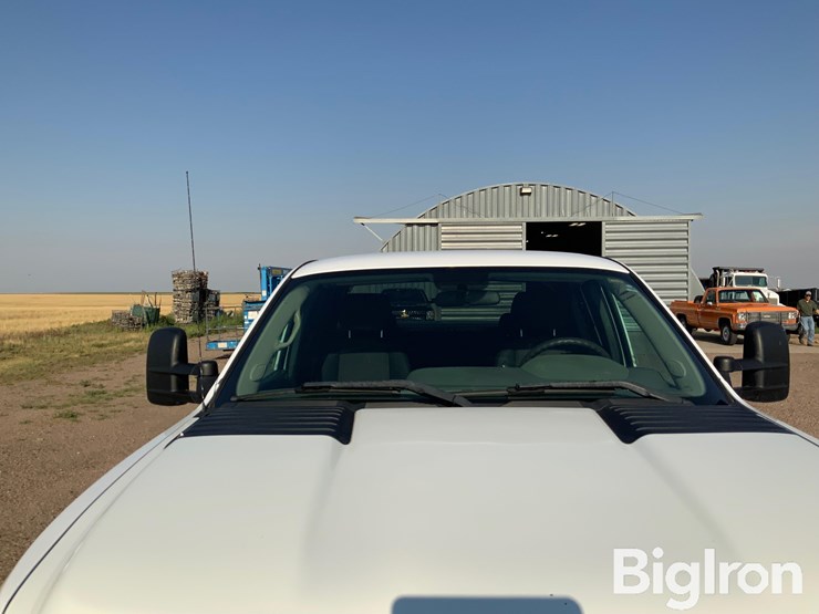 2013-chevrolet-3500hd-image-19