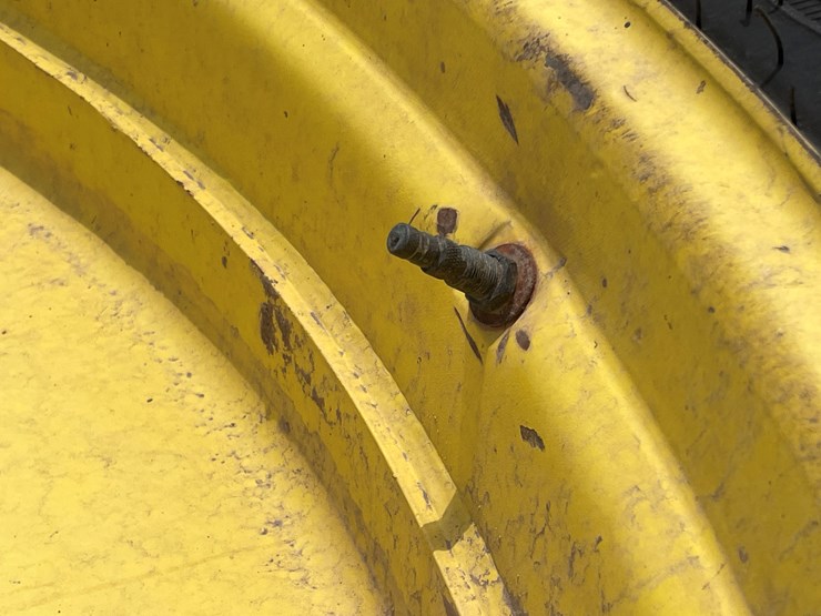 deere-tires-image-4