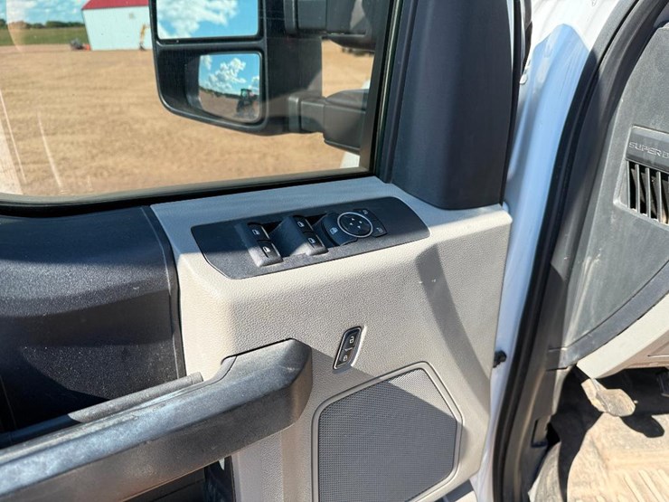 2017-ford-f250-xl-image-51