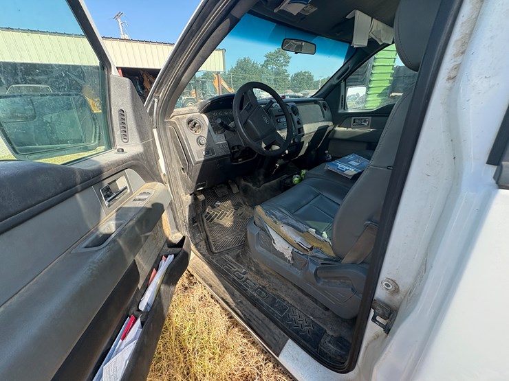 2011-ford-f150-image-24