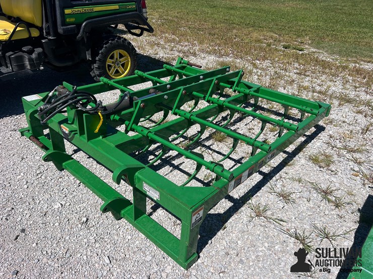 john-deere-72-image-1