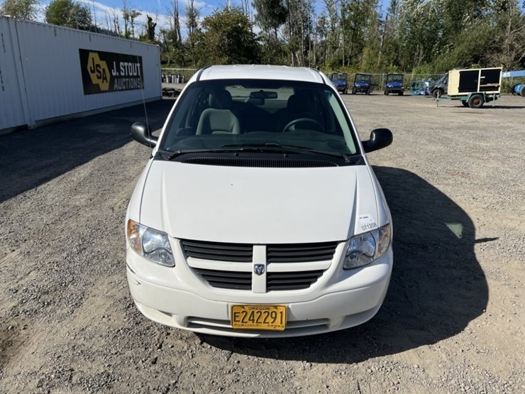 2007-dodge-grand-caravan-image-8