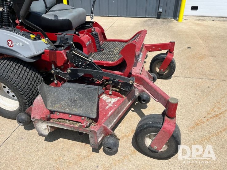 exmark-zero-turn-lawn-mower-(jn2625)-image-16