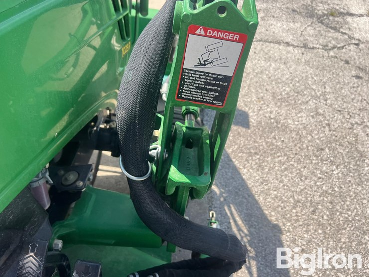 2013-john-deere-1025r-image-13