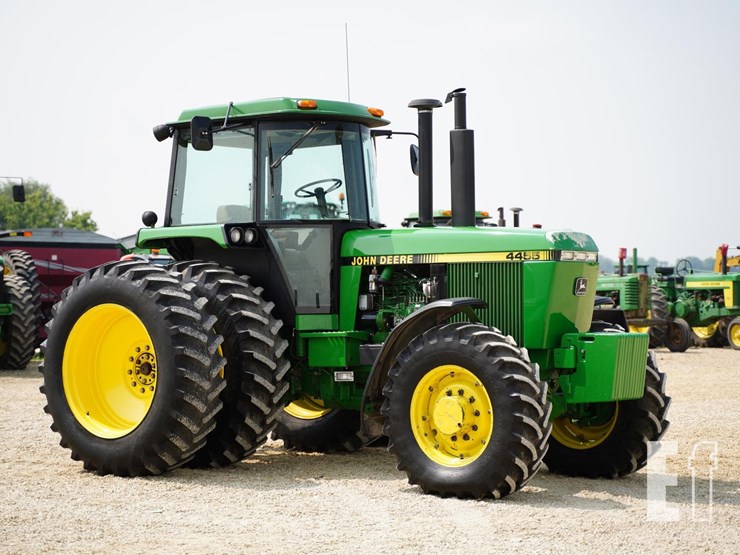 1989-john-deere-4455-image-3