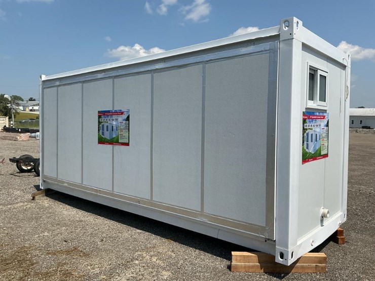 #4021-•-hurricane-20-expandable-container-house-image-3