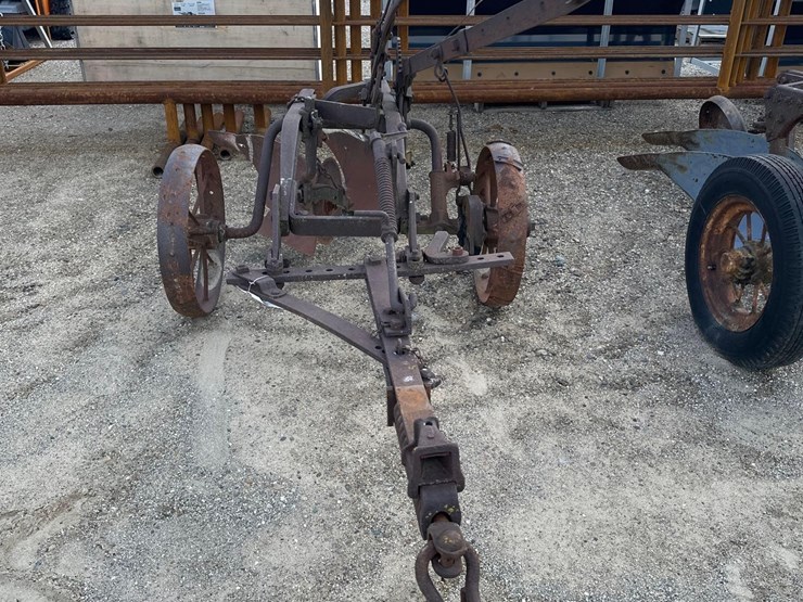john-deere-44-image-2