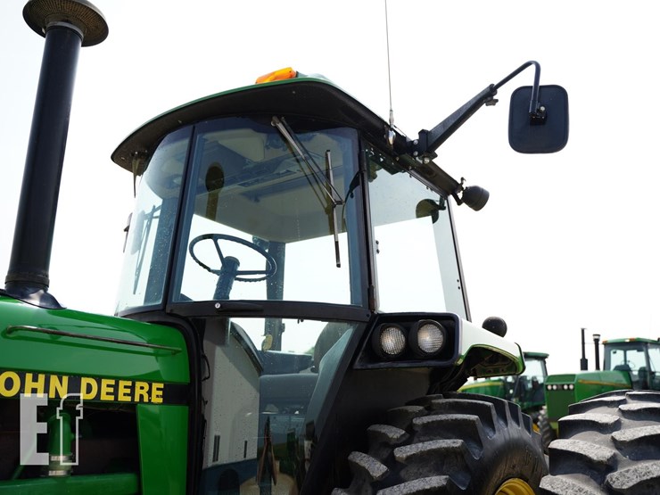1989-john-deere-4455-image-11