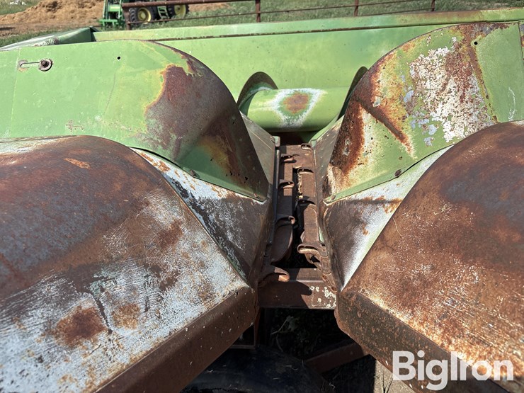 john-deere-844-image-18