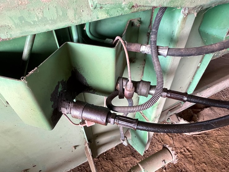 john-deere-215-image-3