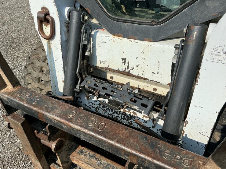 2015-bobcat-t770-image-12