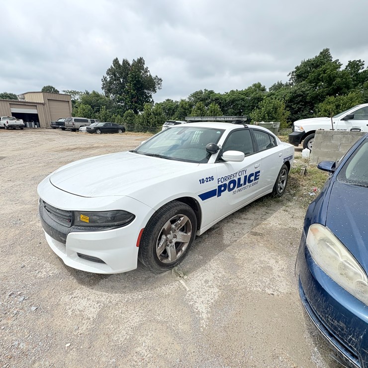 #51 • #25944 • INOP 2018 Dodge Charger Sedan VIN: 2C3CDXAG8JH303650