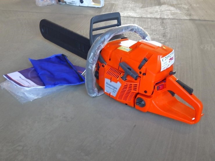 24"-hnsavrqua-chainsaw-372-image-2
