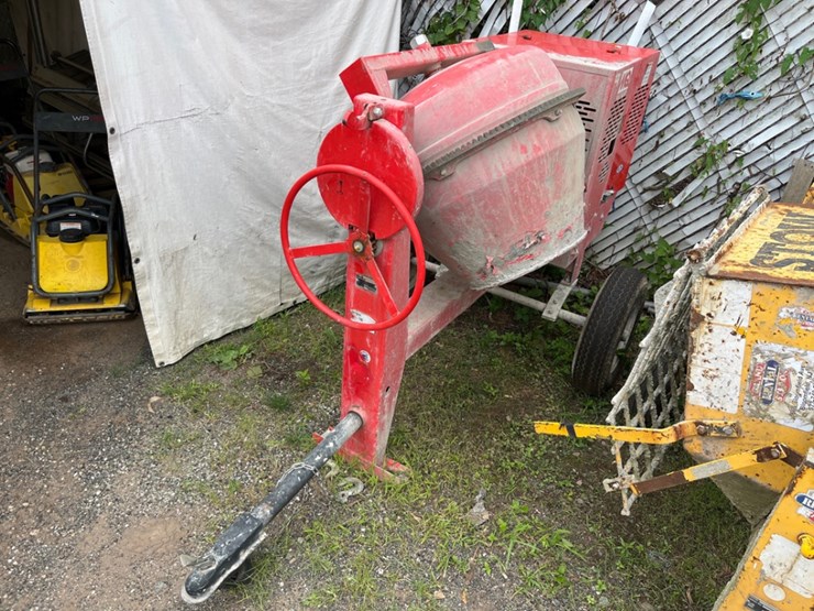 multiquip-mc64sh8-6cuft-mobile-concrete-mixer-image-2