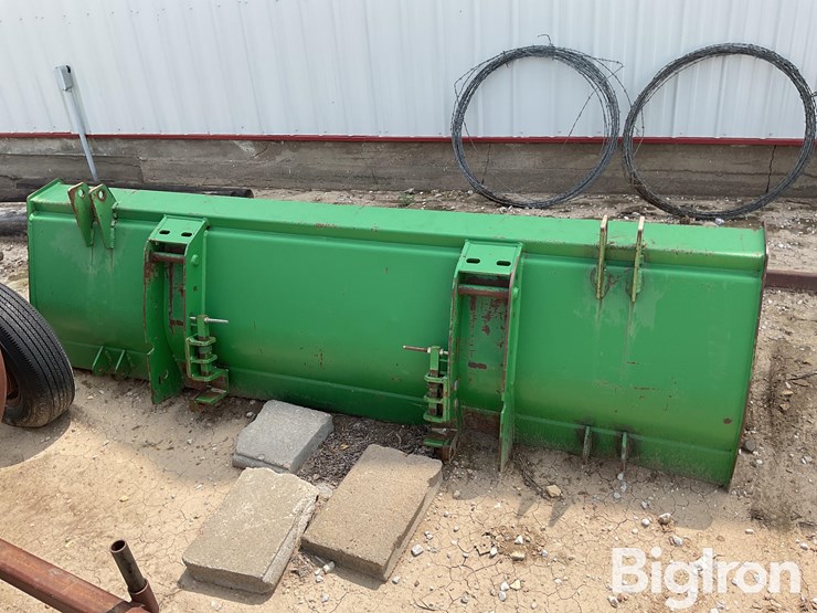 john-deere-8-image-6
