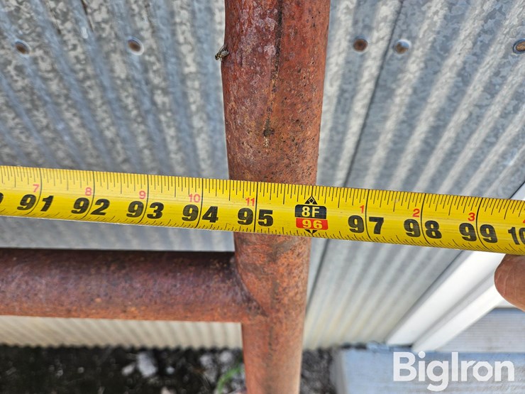 fence-line-hay-feeder-&-heavy-duty-gate-image-7