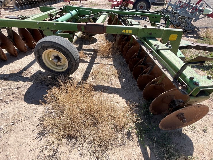 john-deere-425-image-10