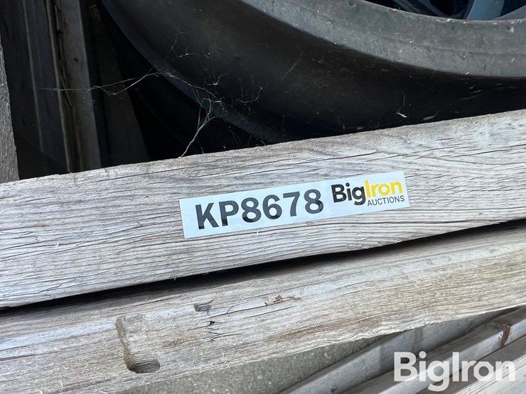 planter-gauge-wheels-image-9