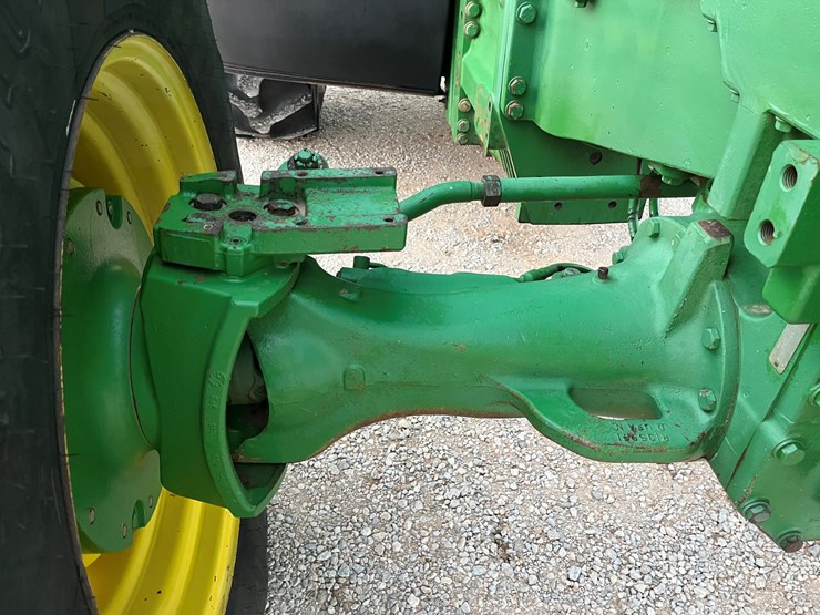 john-deere-8220-image-5