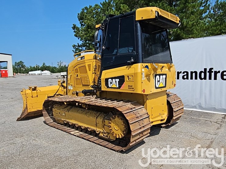 2018-caterpillar-d5k2-lgp-image-3
