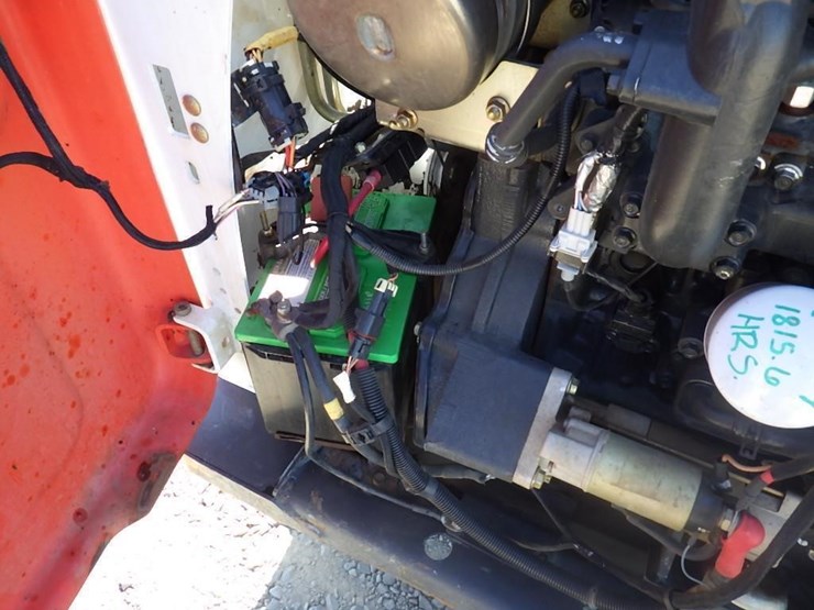 2015-bobcat-s530-image-17